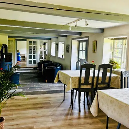6 Bedroom Gorgeous In Vakantiehuis Ribe