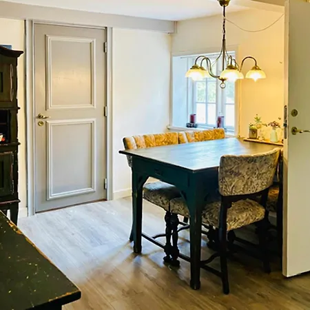Semesterbostad 6 Bedroom Gorgeous In Ribe
